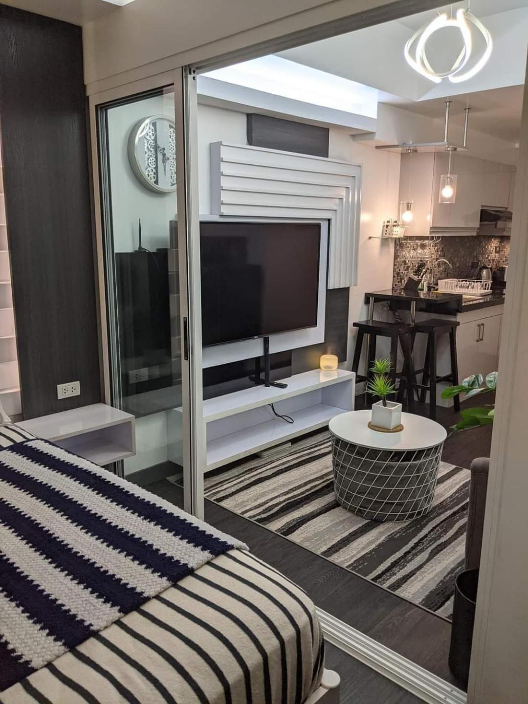 1 Cozy Bedroom In Lumiere Residences Pasig City Exterior photo